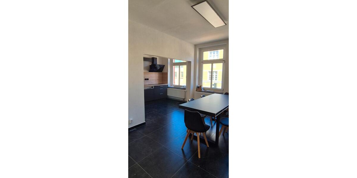 Etagenwohnung Glauchau - 3 Zimmer, 70 m&sup2;, 455&euro; | Angebot:26364992