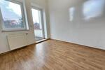 Etagenwohnung Werdau - 3 Zimmer, 65 m&sup2;, 357&euro; | Angebot:25922571