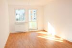 Etagenwohnung Reichenbach im Vogtland - 2 Zimmer, 50 m&sup2;, 256&euro; | Angebot:26676996