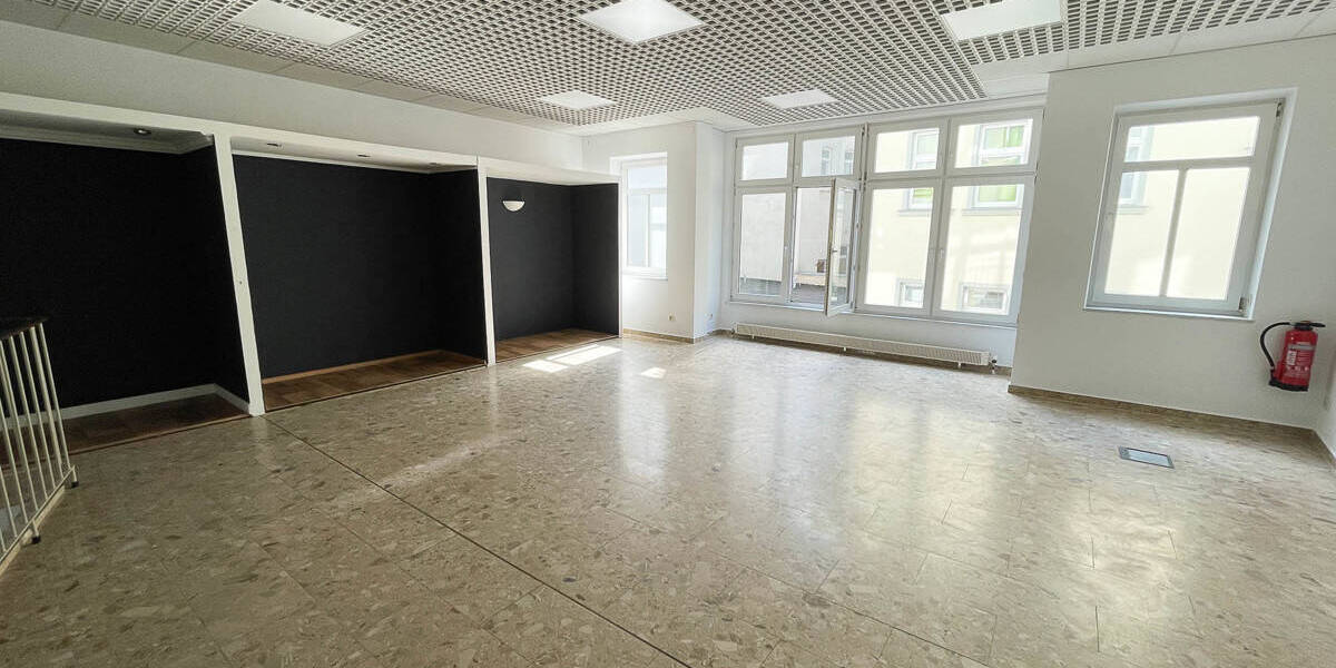 Gewerbeobjekt Aue-Bad Schlema Bad Schlema - 2 Zimmer, 810&euro; | Angebot:25688125