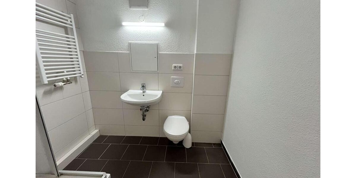 Etagenwohnung Reinsdorf - 6 Zimmer, 112 m&sup2;, 680&euro; | Angebot:24535095