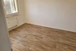 Etagenwohnung Crimmitschau - 2 Zimmer, 50 m&sup2;, 300&euro; | Angebot:24279466