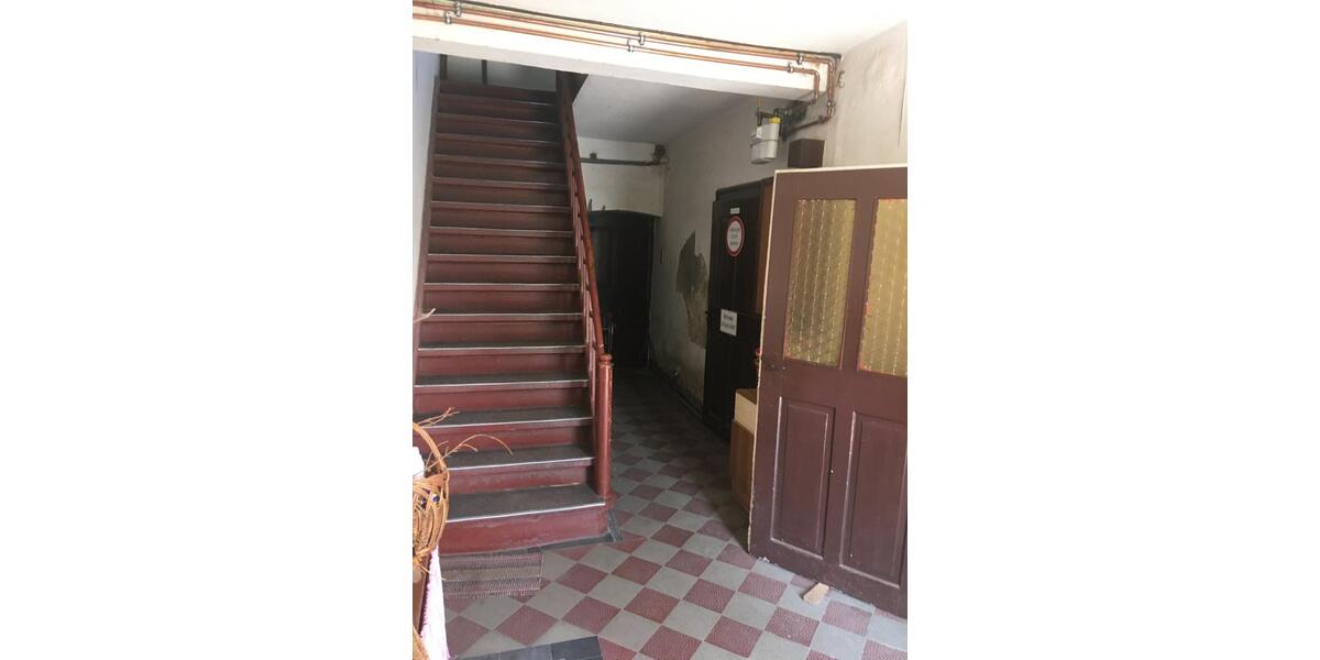 Reihenhaus Meerane - 9 Zimmer, 120 m&sup2;, 49.900&euro; | Angebot:25378971