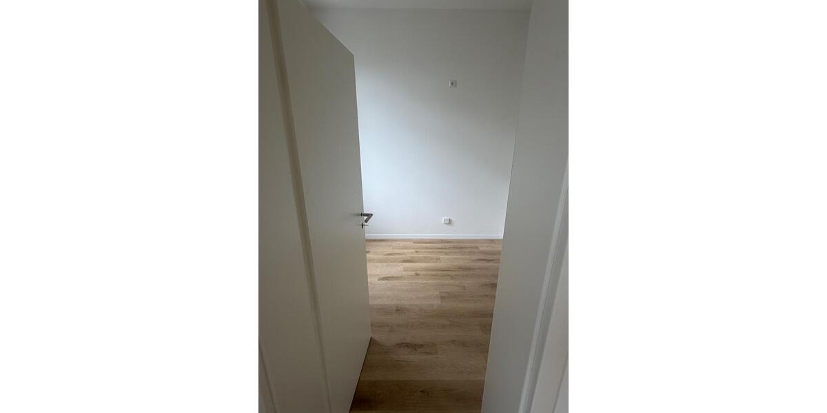 Etagenwohnung Zwickau Zwickau-West - 1 Zimmer, 47 m&sup2;, 305&euro; | Angebot:26669931
