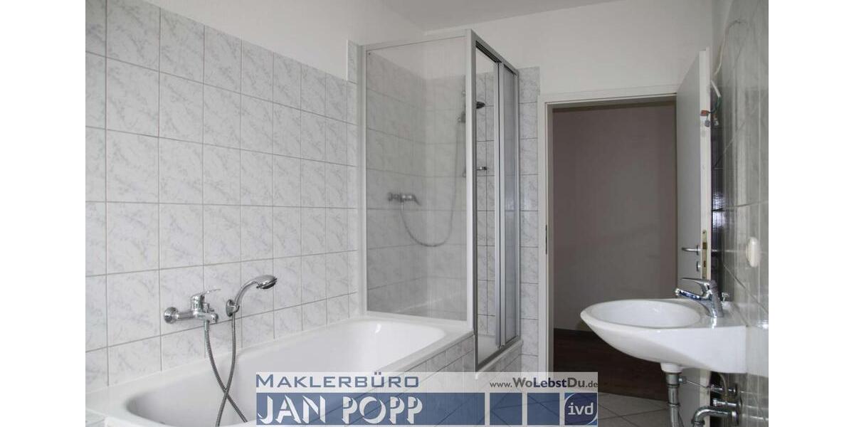 Etagenwohnung Greiz - 3 Zimmer, 86 m&sup2;, 430&euro; | Angebot:25329507