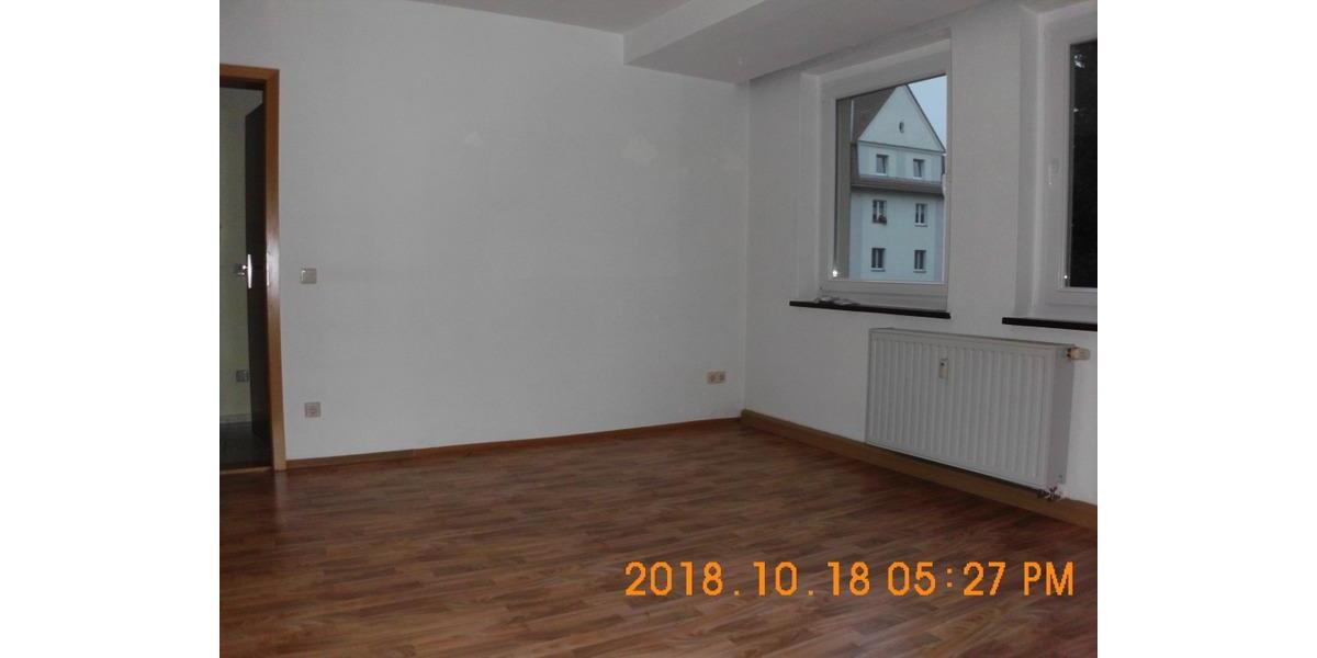 Etagenwohnung Hohenstein-Ernstthal Ernstthal - 1 Zimmer, 35 m&sup2;, 182&euro; | Angebot:12585534