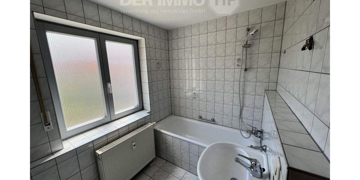 Etagenwohnung Wilkau-Haßlau Silberstraße - 3 Zimmer, 62 m&sup2;, 80.000&euro; | Angebot:25682571