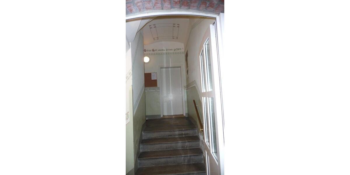 Etagenwohnung Zwickau - 2 Zimmer, 46 m&sup2;, 28.500&euro; | Angebot:25351457