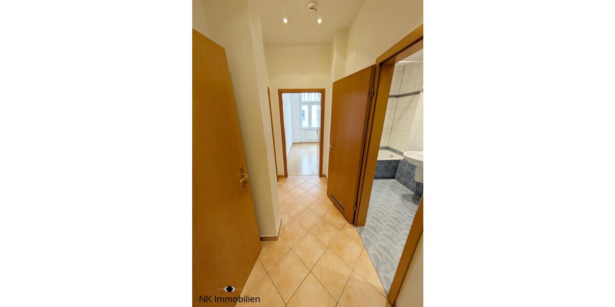 Etagenwohnung Zwickau - 2 Zimmer, 56 m&sup2;, 400&euro; | Angebot:25945652