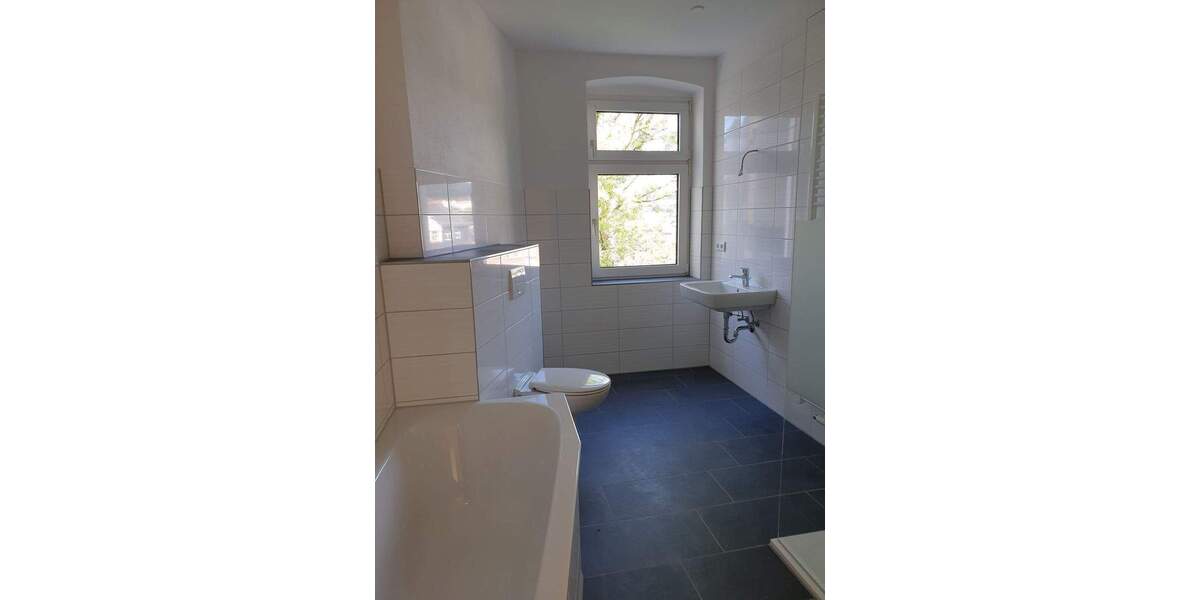 Etagenwohnung Aue - 5 Zimmer, 120 m&sup2;, 795&euro; | Angebot:25681323