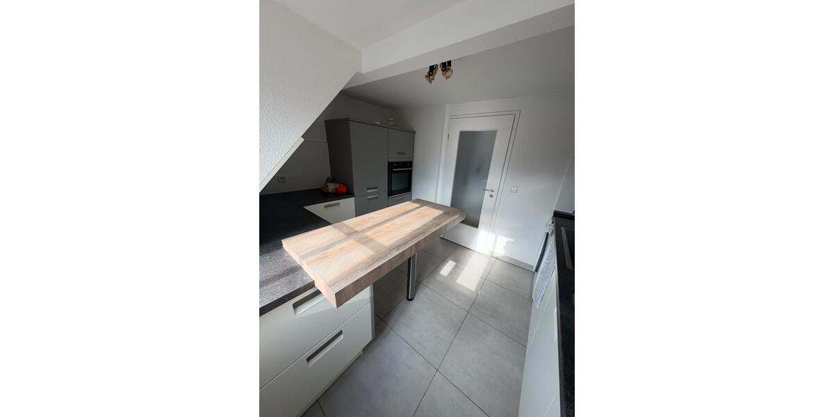 Dachgeschoßwohnung Zwickau Zwickau-Nord - 2 Zimmer, 46 m&sup2;, 390&euro; | Angebot:26305391