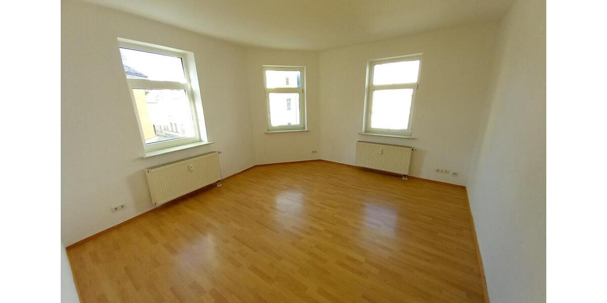 Etagenwohnung Werdau - 3 Zimmer, 66 m&sup2;, 330&euro; | Angebot:25540951