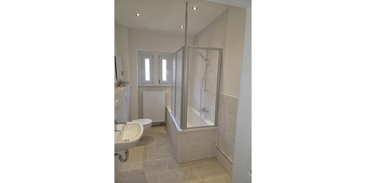 Etagenwohnung Aue-Bad Schlema Bad Schlema - 2 Zimmer, 55 m&sup2;, 330&euro; | Angebot:25994638