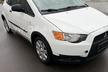 Mitsubishi Colt 67.730 km 2.790 &euro; Netzschkau 08491