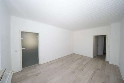 Wohnung Lichtenstein Lichtenstein/Sachsen - 3 Zimmer, 81 m&sup2;, 511&euro; | Angebot:25459416