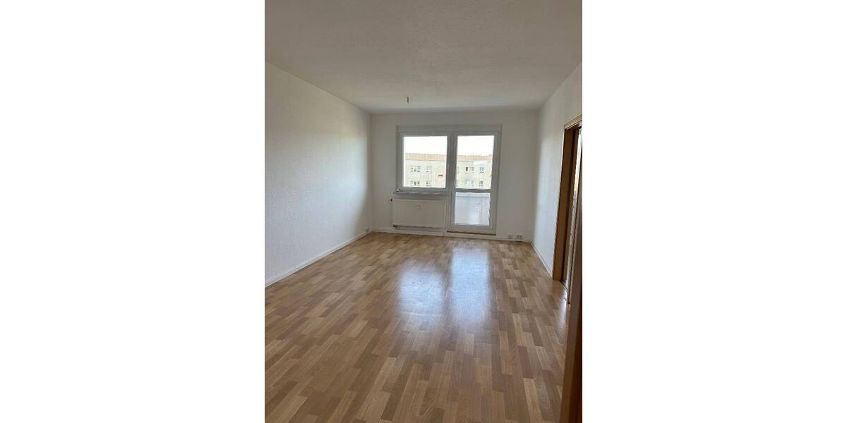Etagenwohnung Kirchberg - 3 Zimmer, 68 m&sup2;, 413&euro; | Angebot:25803199