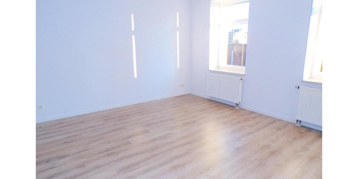 Etagenwohnung Werdau - 3 Zimmer, 74 m&sup2;, 430&euro; | Angebot:24214753