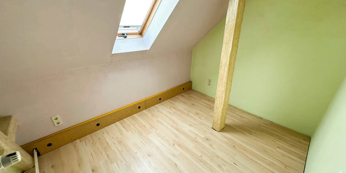 Einfamilienhaus Lößnitz - 1 Zimmer, 105 m&sup2;, 69.000&euro; | Angebot:25688301