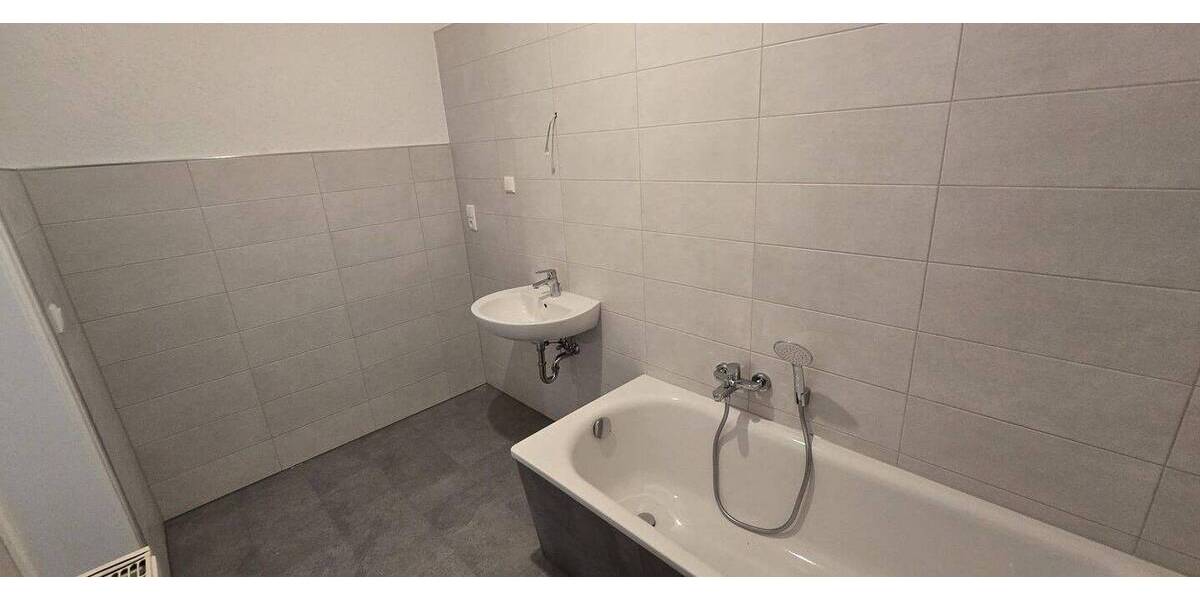 Etagenwohnung Reichenbach - 2 Zimmer, 67 m&sup2;, 436&euro; | Angebot:26861738