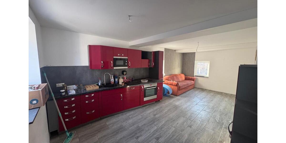 Einfamilienhaus Treuen - 3 Zimmer, 180 m&sup2;, 180.000&euro; | Angebot:25278784