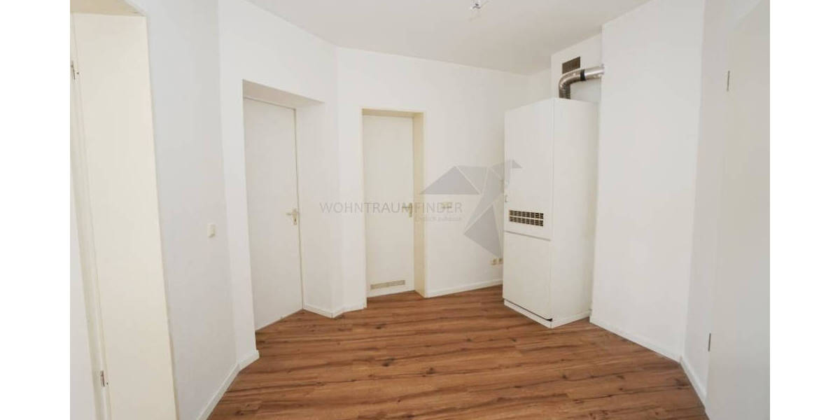 Etagenwohnung Zwickau Innenstadt - 2 Zimmer, 62 m&sup2;, 389&euro; | Angebot:25836168