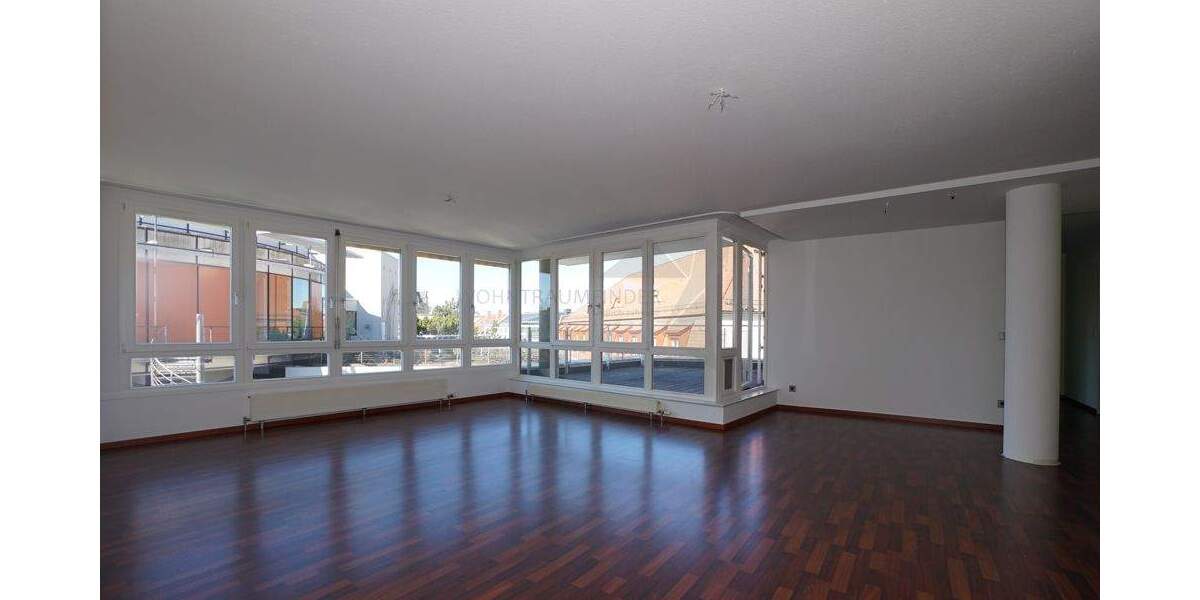 Etagenwohnung Zwickau Schedewitz - 4 Zimmer, 123 m&sup2;, 860&euro; | Angebot:25681355