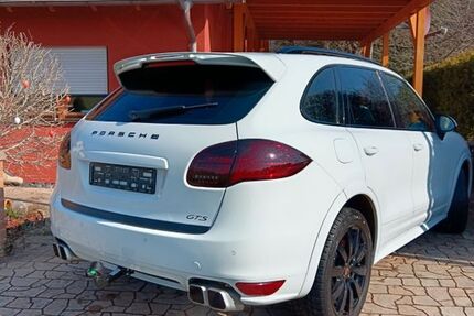 Porsche Cayenne 227.000 km 21.900 &euro; Heinsdorfergrund 08468