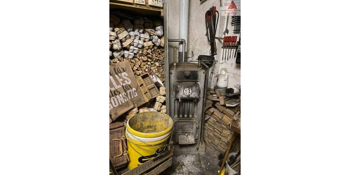 Einfamilienhaus Niederwürschnitz - 6 Zimmer, 100 m&sup2;, 49.000&euro; | Angebot:25744547