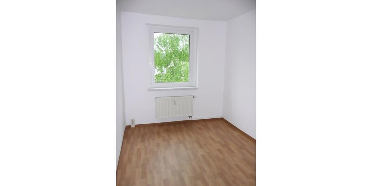 Etagenwohnung Limbach-Oberfrohna Oberfrohna - 3 Zimmer, 58 m&sup2;, 330&euro; | Angebot:25249799
