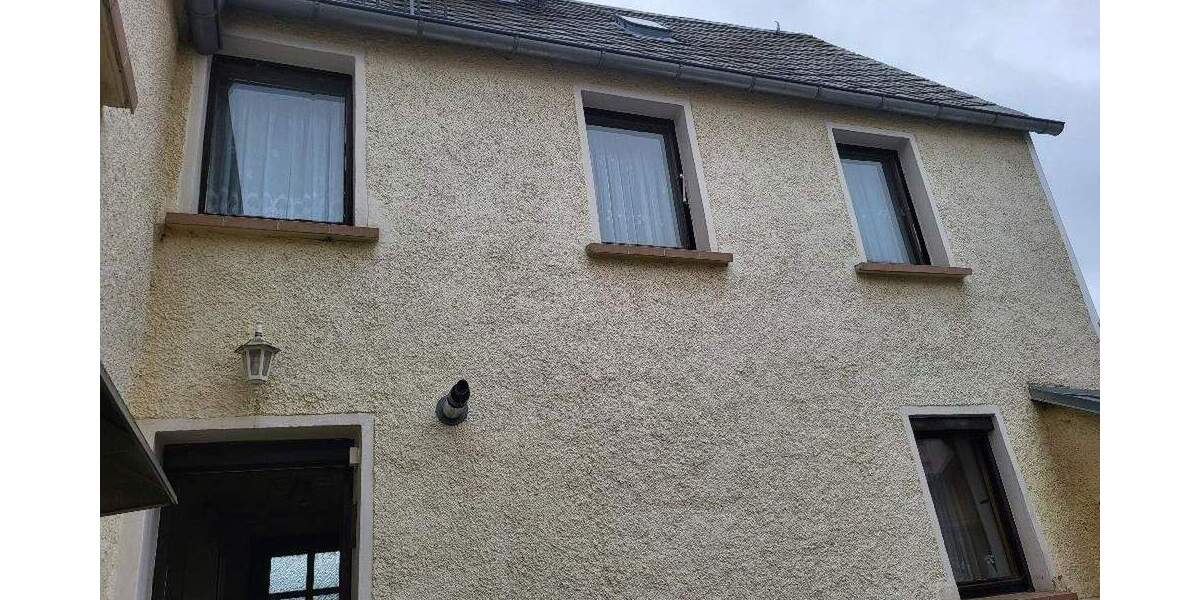 Einfamilienhaus Lengenfeld - 3 Zimmer, 90 m&sup2;, 45.000&euro; | Angebot:25670679