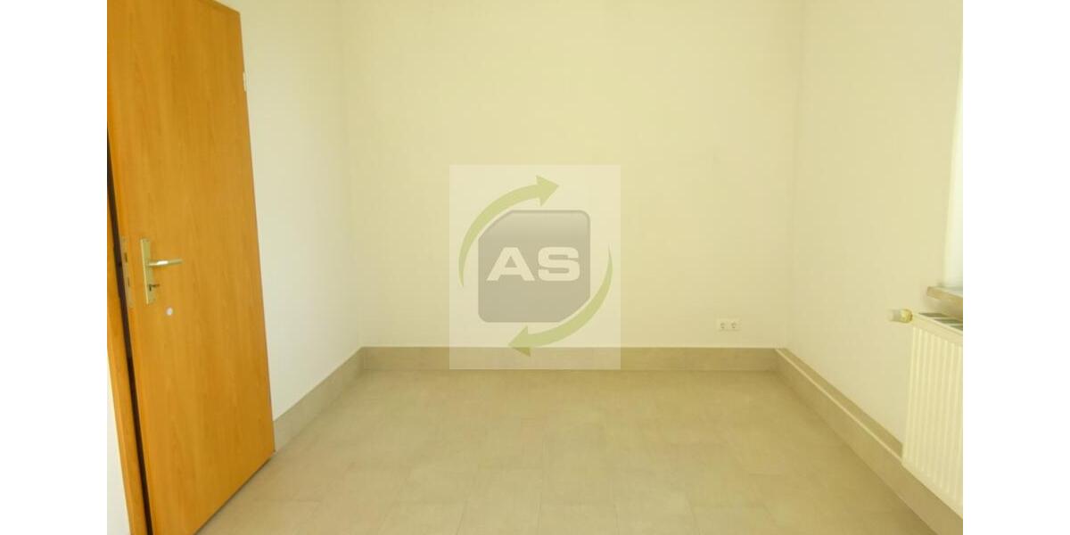Etagenwohnung Zwickau Cainsdorf - 2 Zimmer, 88 m&sup2;, 399&euro; | Angebot:25976336