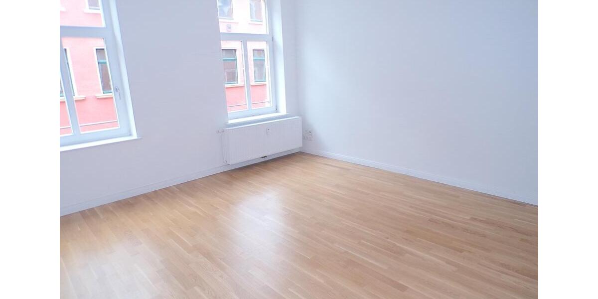 Etagenwohnung Werdau - 3 Zimmer, 82 m&sup2;, 550&euro; | Angebot:25865195