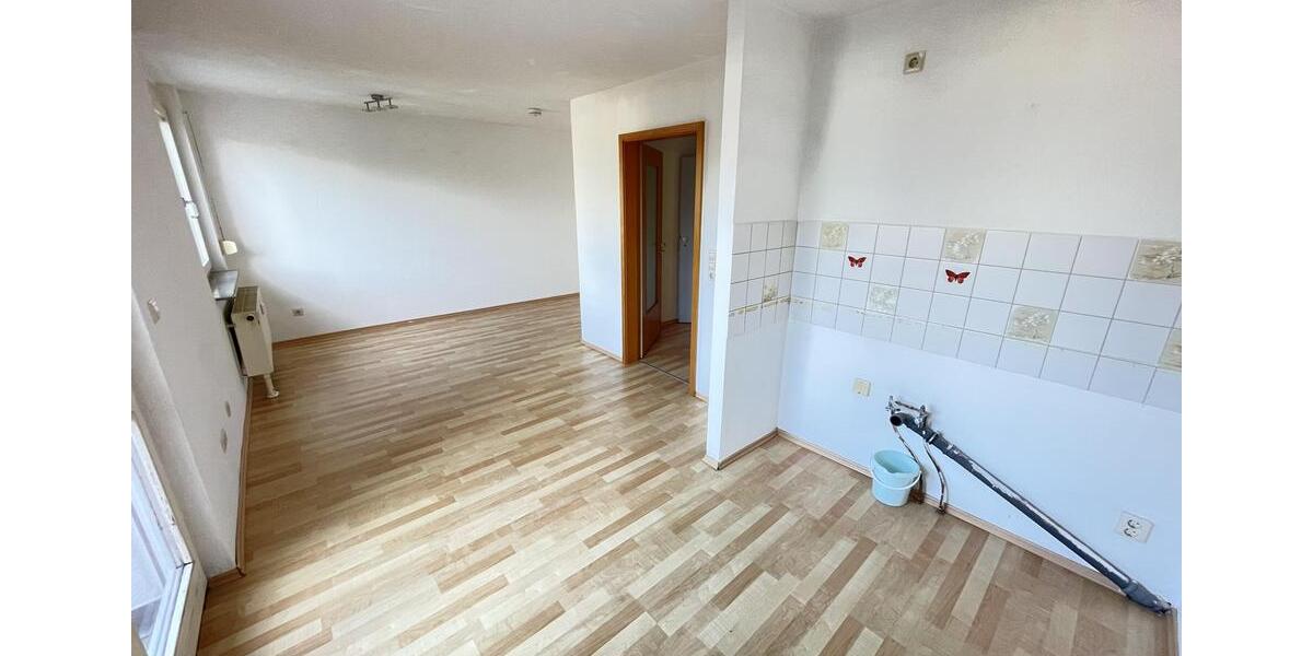 Etagenwohnung Zwickau Cainsdorf - 1 Zimmer, 31 m&sup2;, 220&euro; | Angebot:26164306