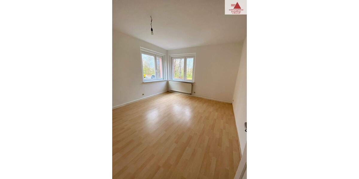 Etagenwohnung Zwickau / Marienthal Marienthal - 2 Zimmer, 58 m&sup2;, 325&euro; | Angebot:25744636