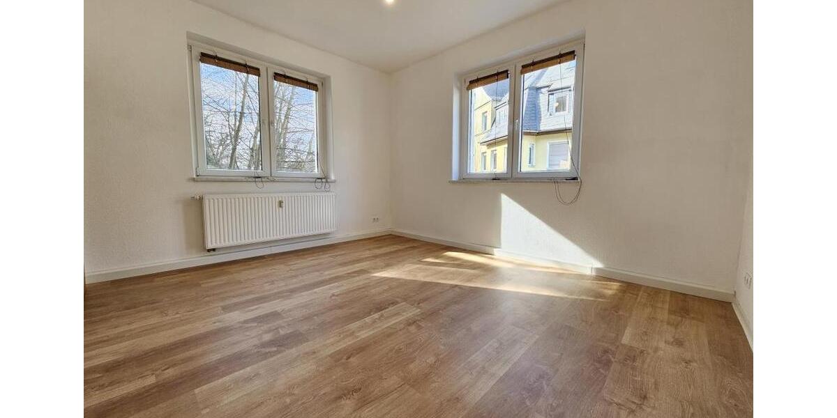 Etagenwohnung Aue-Bad Schlema Bad Schlema - 3 Zimmer, 88 m&sup2;, 481&euro; | Angebot:25867465