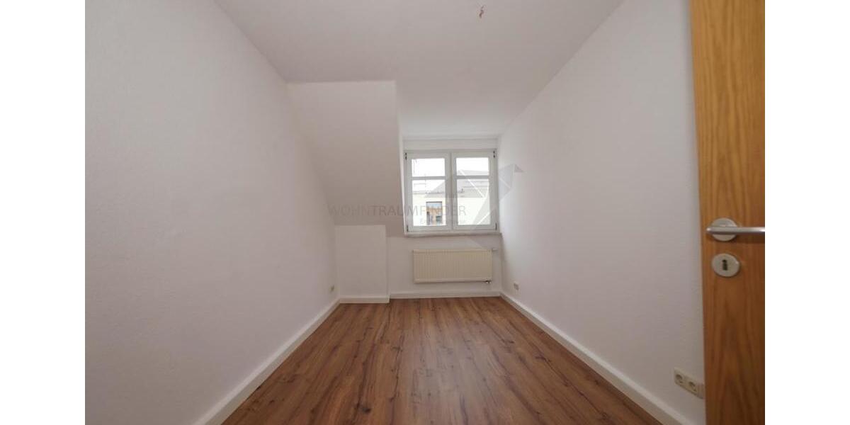 Etagenwohnung Zwickau - 2 Zimmer, 48 m&sup2;, 329&euro; | Angebot:25487038