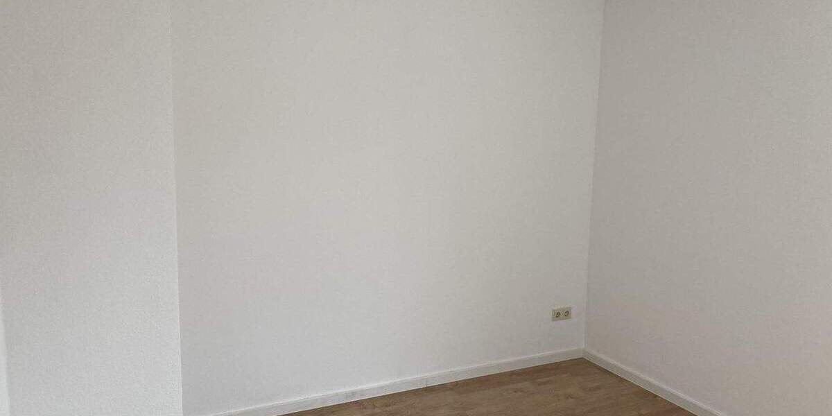 Etagenwohnung Zwickau Marienthal - 2 Zimmer, 41 m&sup2;, 42.000&euro; | Angebot:25747140