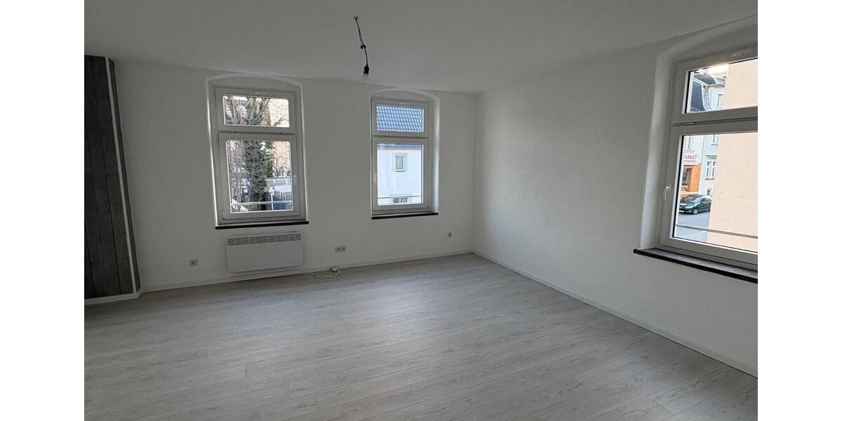 Etagenwohnung Limbach-Oberfrohna Oberfrohna - 2 Zimmer, 65 m&sup2;, 490&euro; | Angebot:25845832