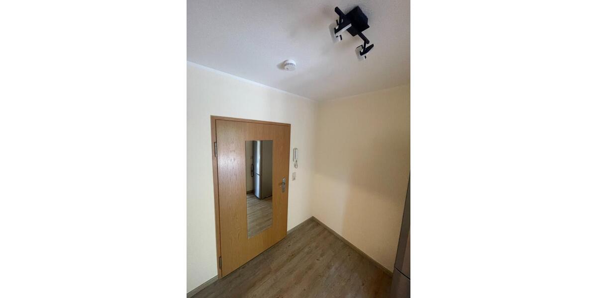 Etagenwohnung Schmölln - 1 Zimmer, 40 m&sup2;, 280&euro; | Angebot:25404964