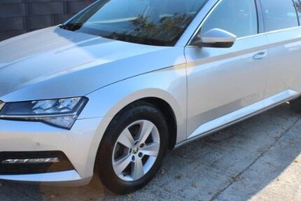 Skoda Superb 24.265 km 26.975 &euro; Zwickau 08058