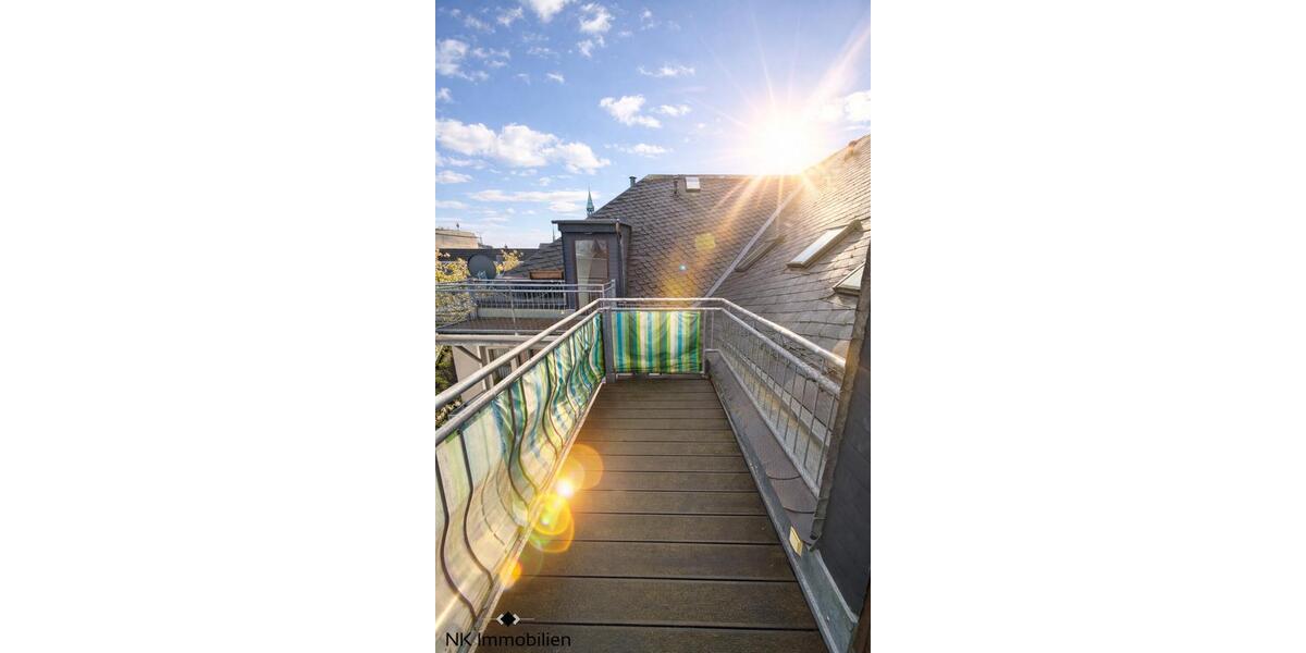 Dachgeschoßwohnung Zwickau - 4 Zimmer, 95 m&sup2;, 620&euro; | Angebot:25945678