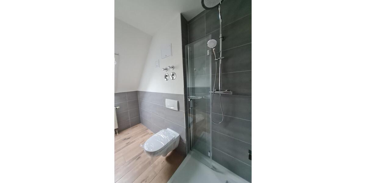 Etagenwohnung Glauchau - 2 Zimmer, 48 m&sup2;, 49.500&euro; | Angebot:24975976