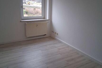 Wohnung Glauchau - 2 Zimmer, 42 m&sup2;, 280&euro; | Angebot:25758678