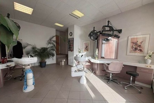 Ehemaliger Friseursalon flexibel nutzbar in Zwickau - Einfamilienhaus Zwickau | Angebot:25874276