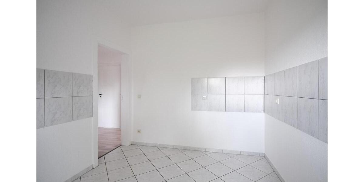 Dachgeschoßwohnung Zwickau Zwickau-Nord - 2 Zimmer, 52 m&sup2;, 285&euro; | Angebot:25790181