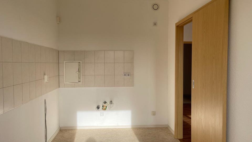 Etagenwohnung Mülsen - 3 Zimmer, 70 m&sup2;, 381&euro; | Angebot:17123626