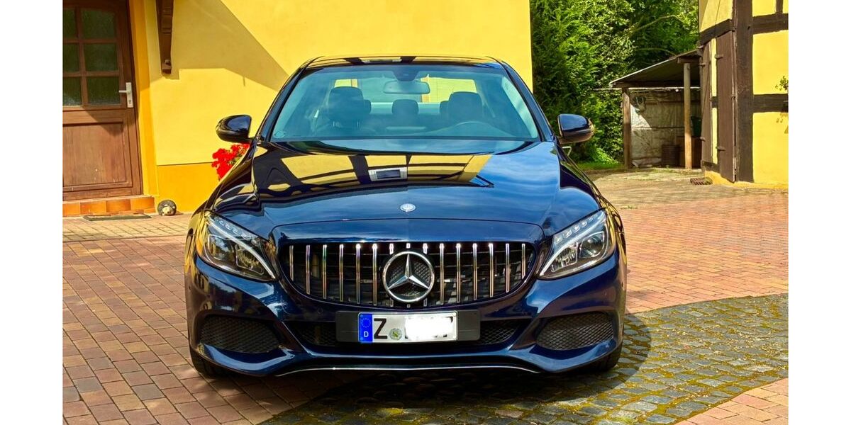 Mercedes-Benz C 400 89.000 km 26.700 &euro; Schönberg 08393