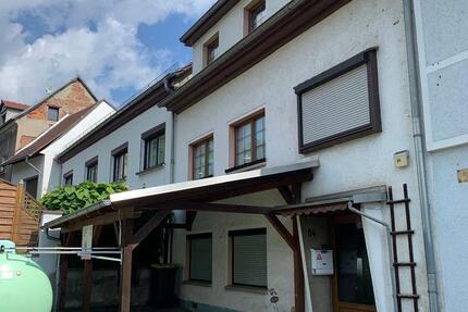 Haus Werdau - 9 Zimmer, 180 m&sup2;, 95.000&euro; | Angebot:25900449