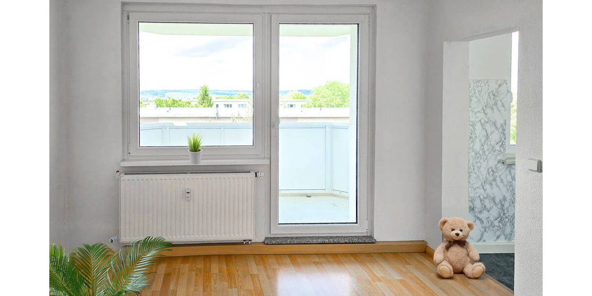 Etagenwohnung Zwickau Eckersbach - 4 Zimmer, 93 m&sup2;, 577&euro; | Angebot:25668578