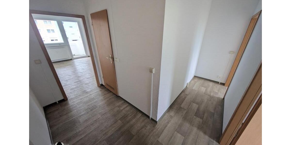 Etagenwohnung Limbach-Oberfrohna Oberfrohna - 3 Zimmer, 69 m&sup2;, 370&euro; | Angebot:25945690